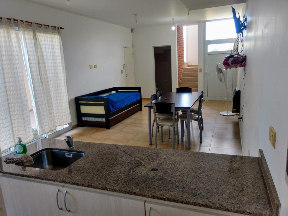 Alquileres Temporarios Villa María Habitación foto